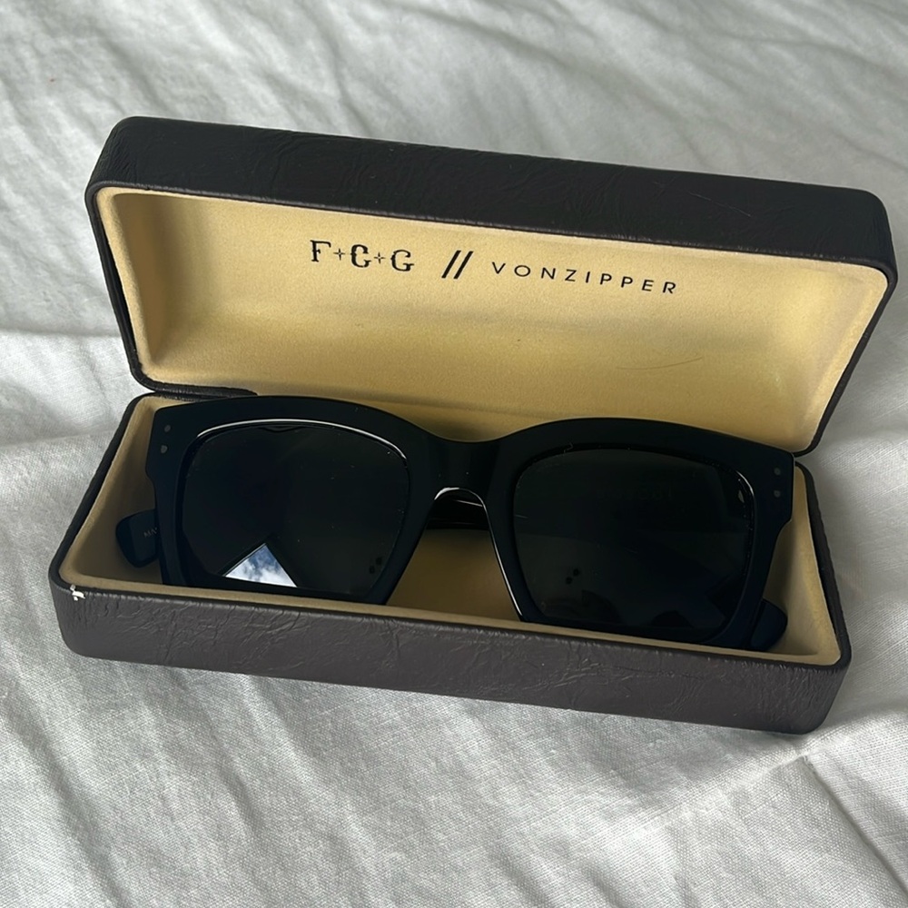 Women’s vonzipper x FCG sunglasses